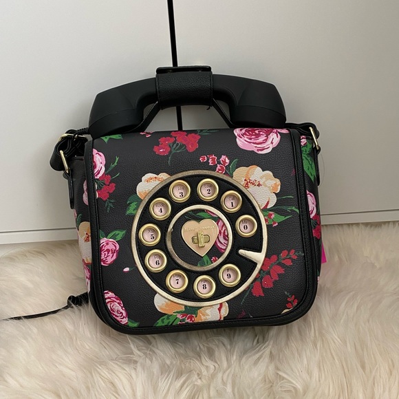 Betsey Johnson working telephone purse - Picture 2 of 12